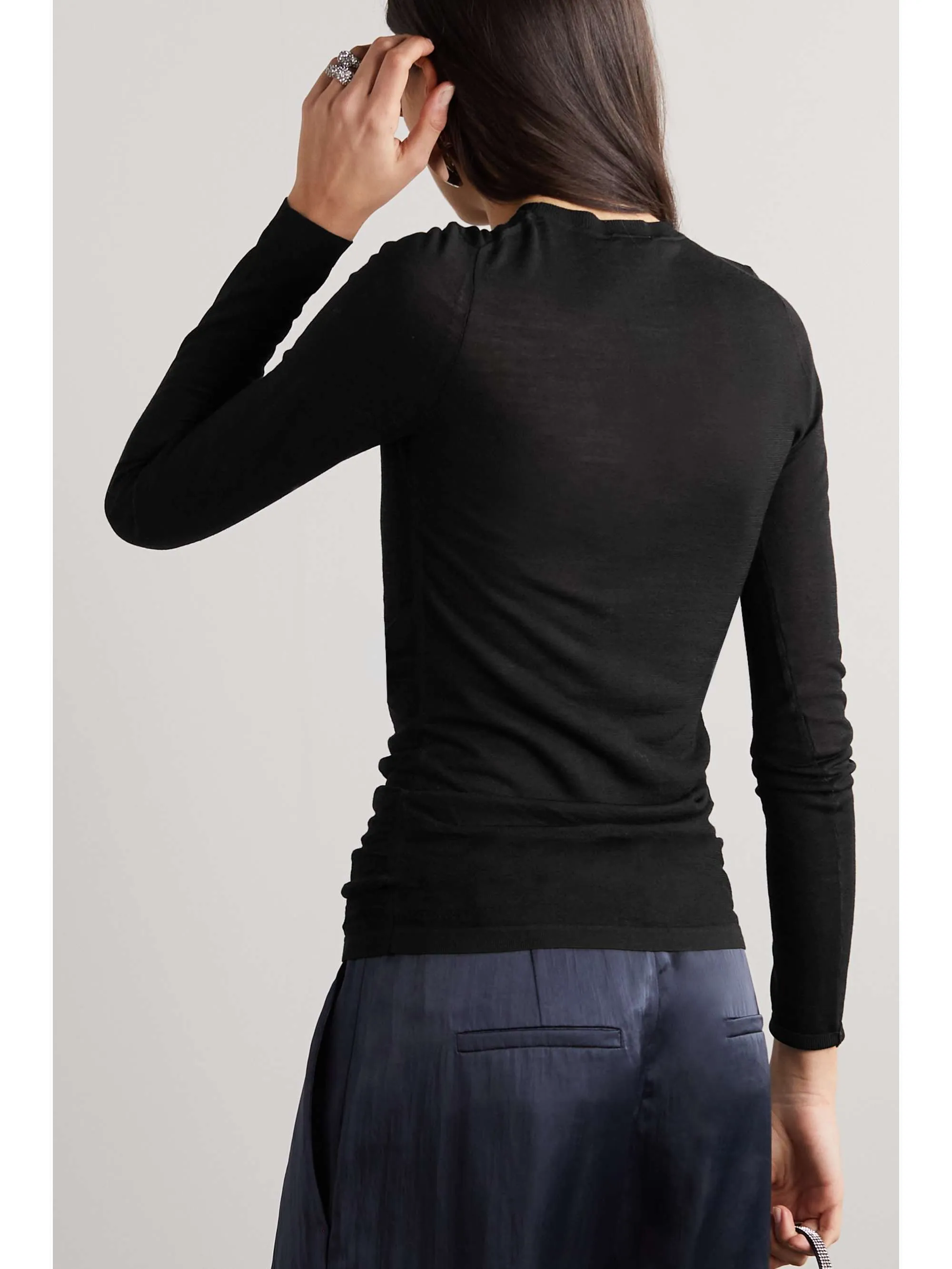 Wool U-Neck Long Sleeve with Elegant Plain Style