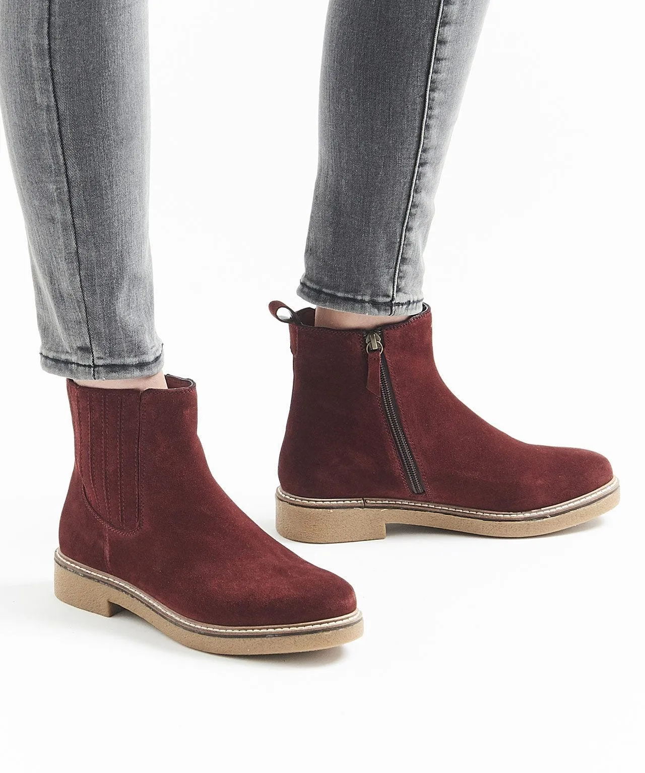 Stylish Amortyl Suede Ankle Boots