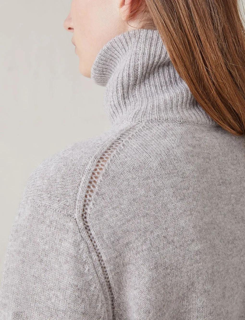 Cashmere Wool Turtleneck