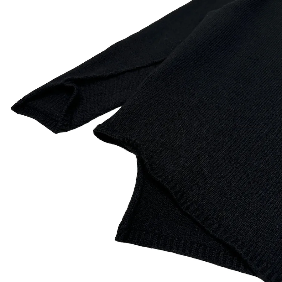 ASYMMETRICAL KNIT - BLACK