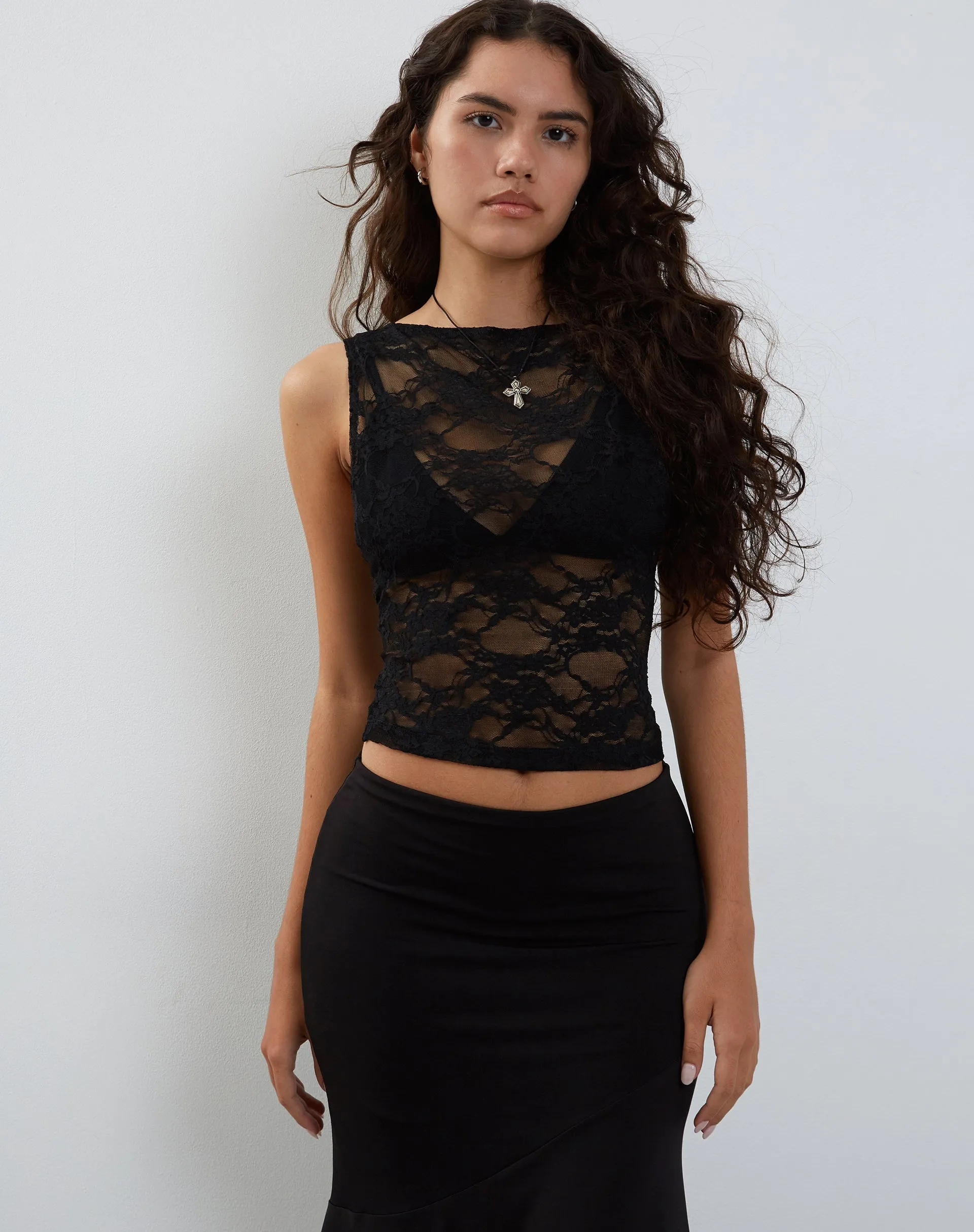 Dwira Lace Vest Top in Black