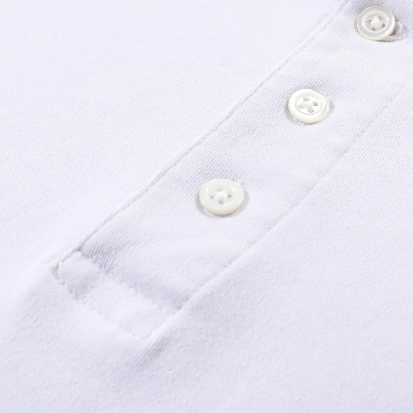 LADY WHITE CO. ICE Three Button Polo