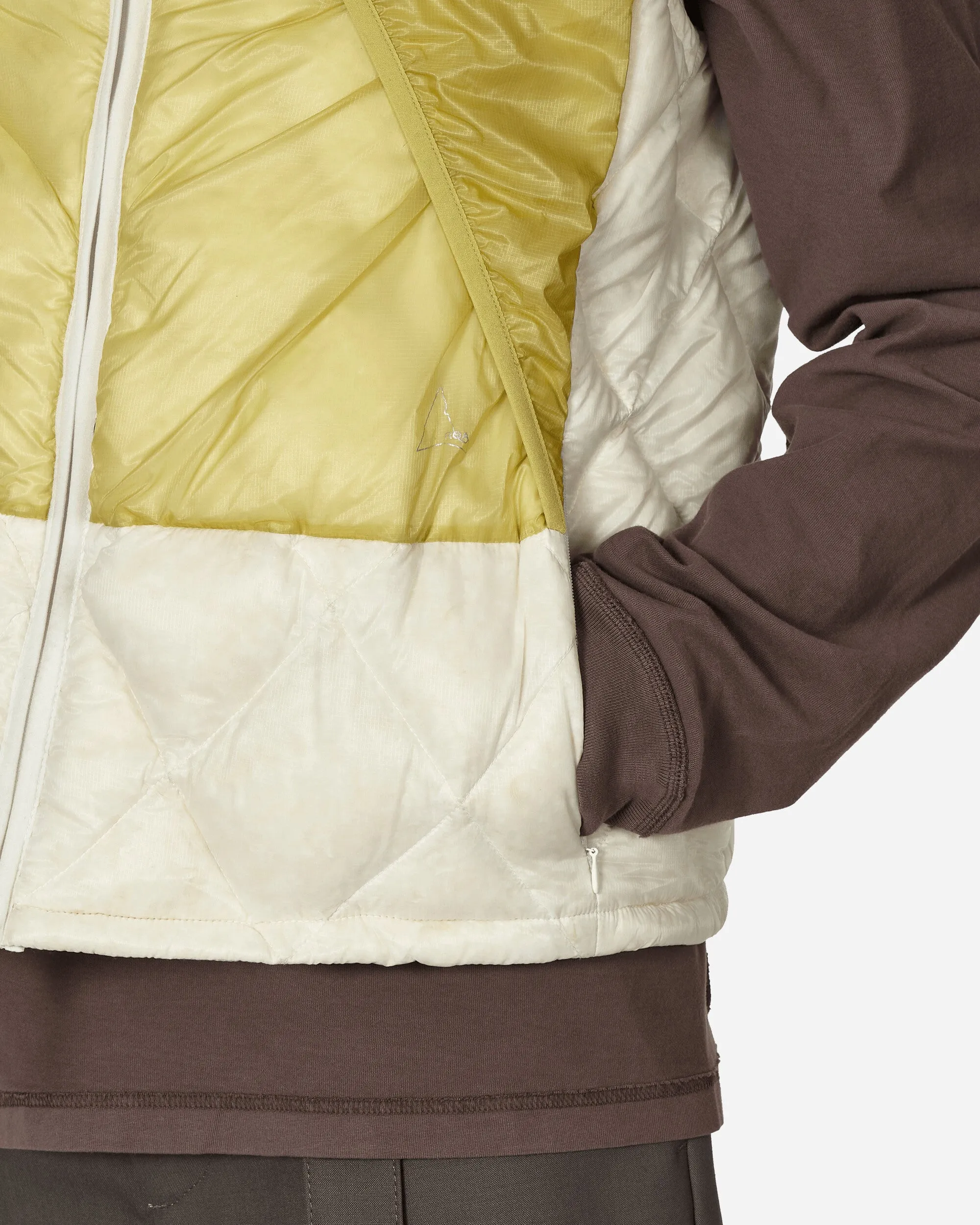 Light Blanc de Blanc Down Vest