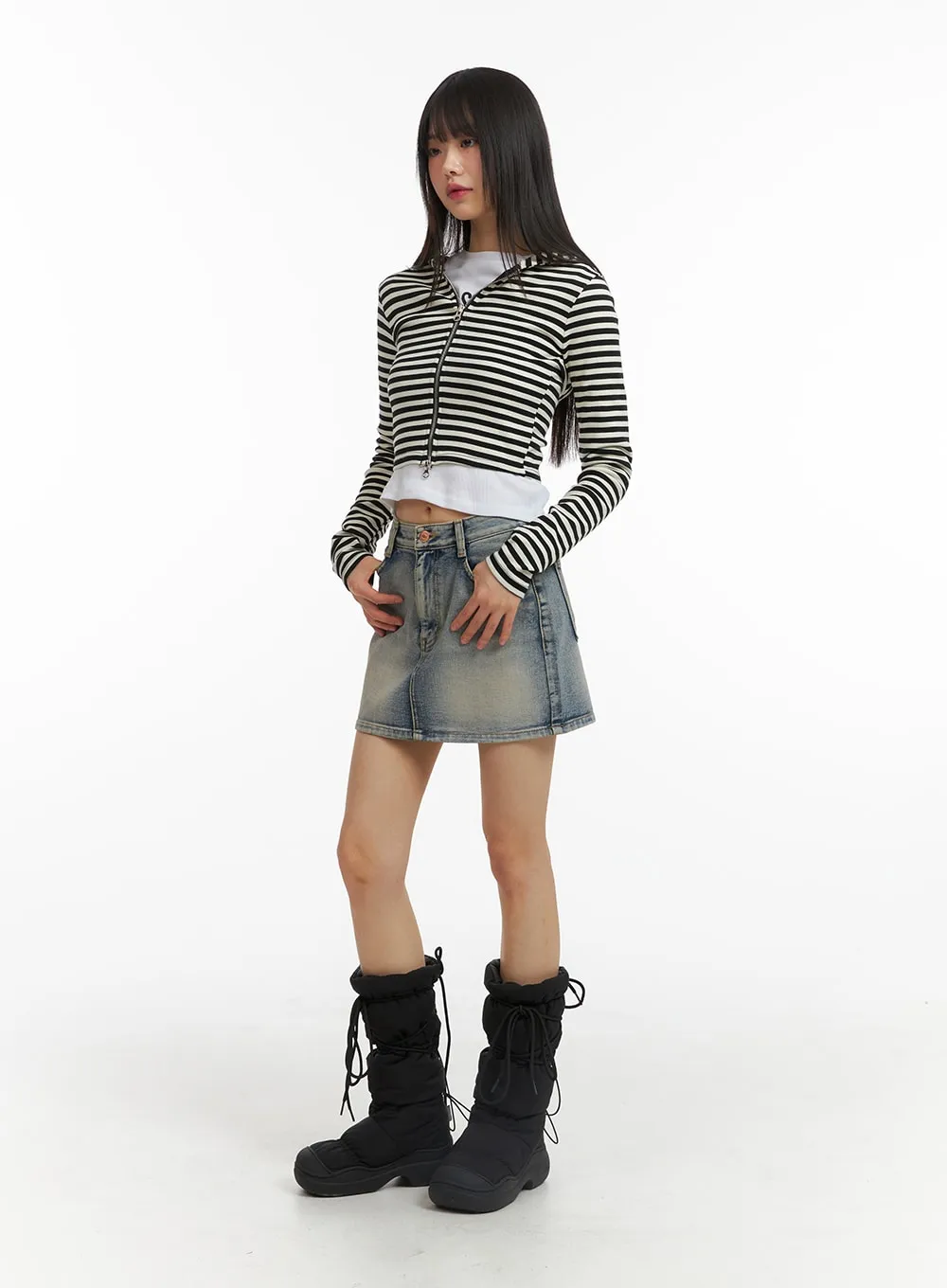 CJ412 Light Washed Denim Mini Skirt