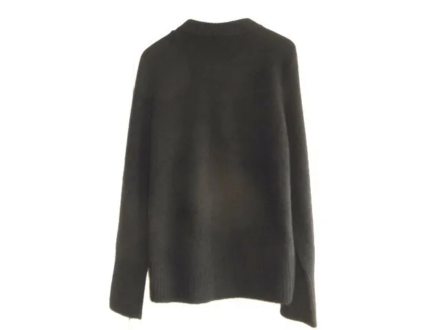 U-Neck Wool Long-Sleeve Top with Subtle Jewel Detail