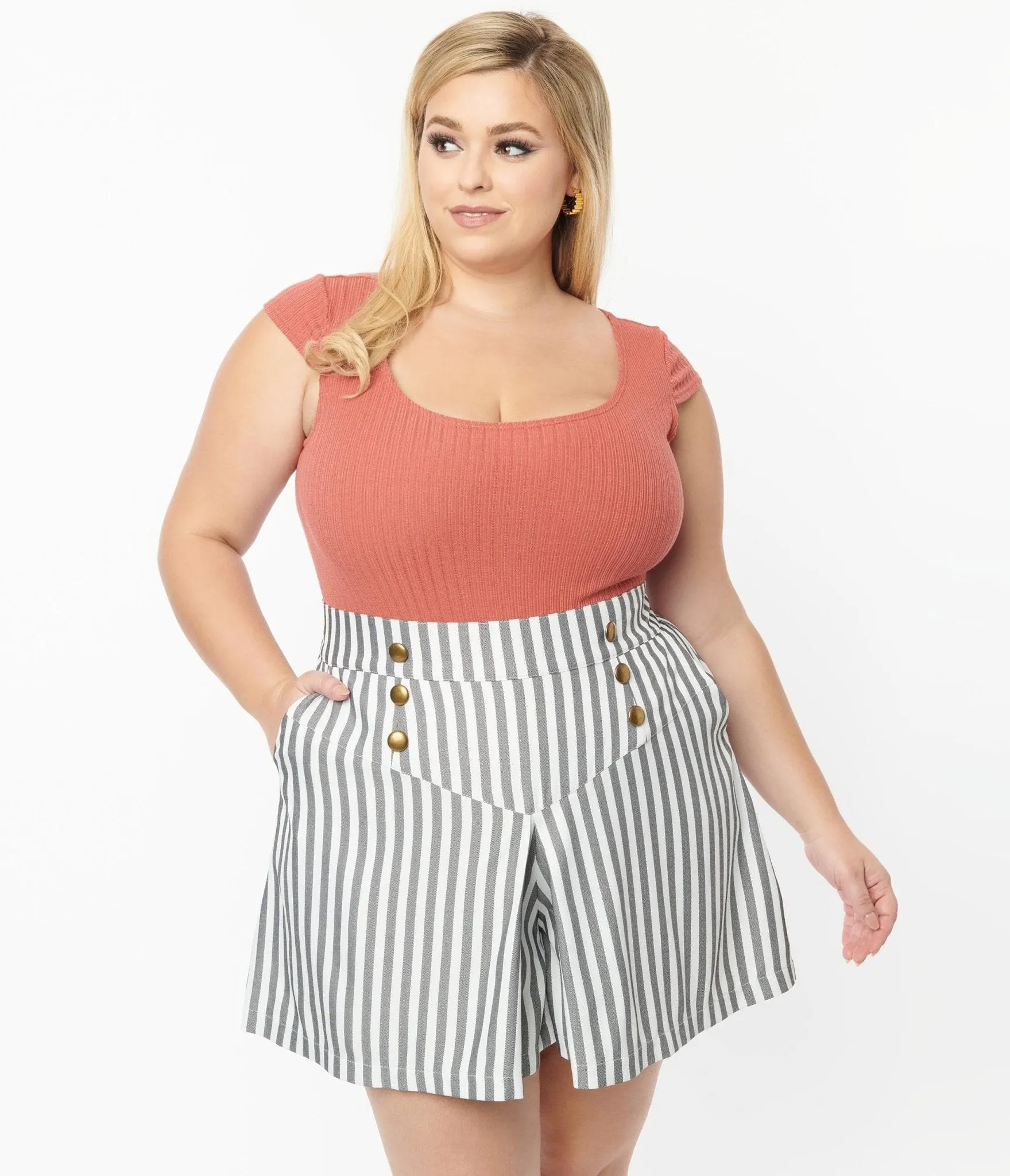 Plus Size Bodysuit in Dusty Rose with Scoop Neck