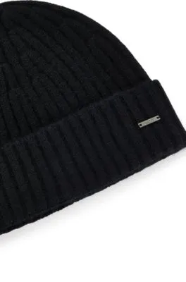 Ribbed Beanie Hat in Cashmere