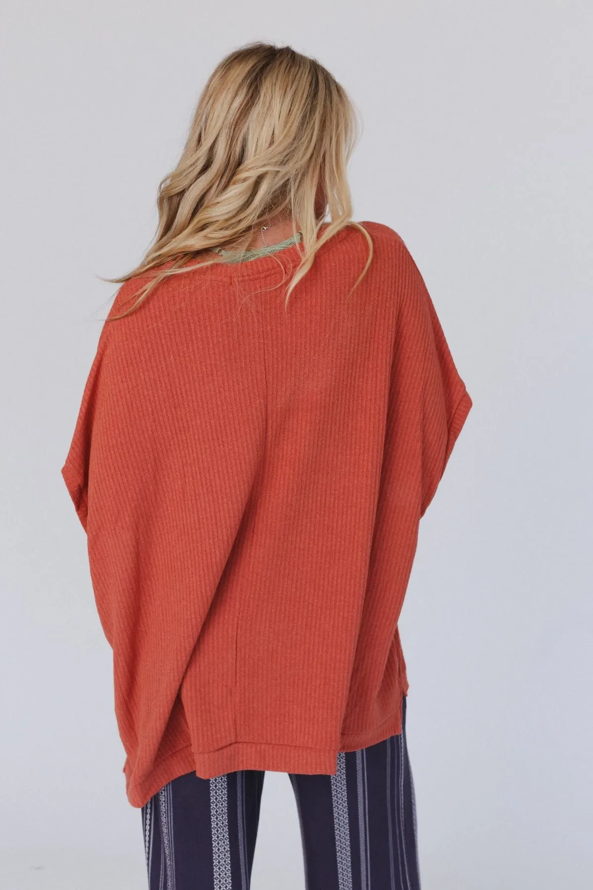 Oversized Ribbed Knit Top in Brick