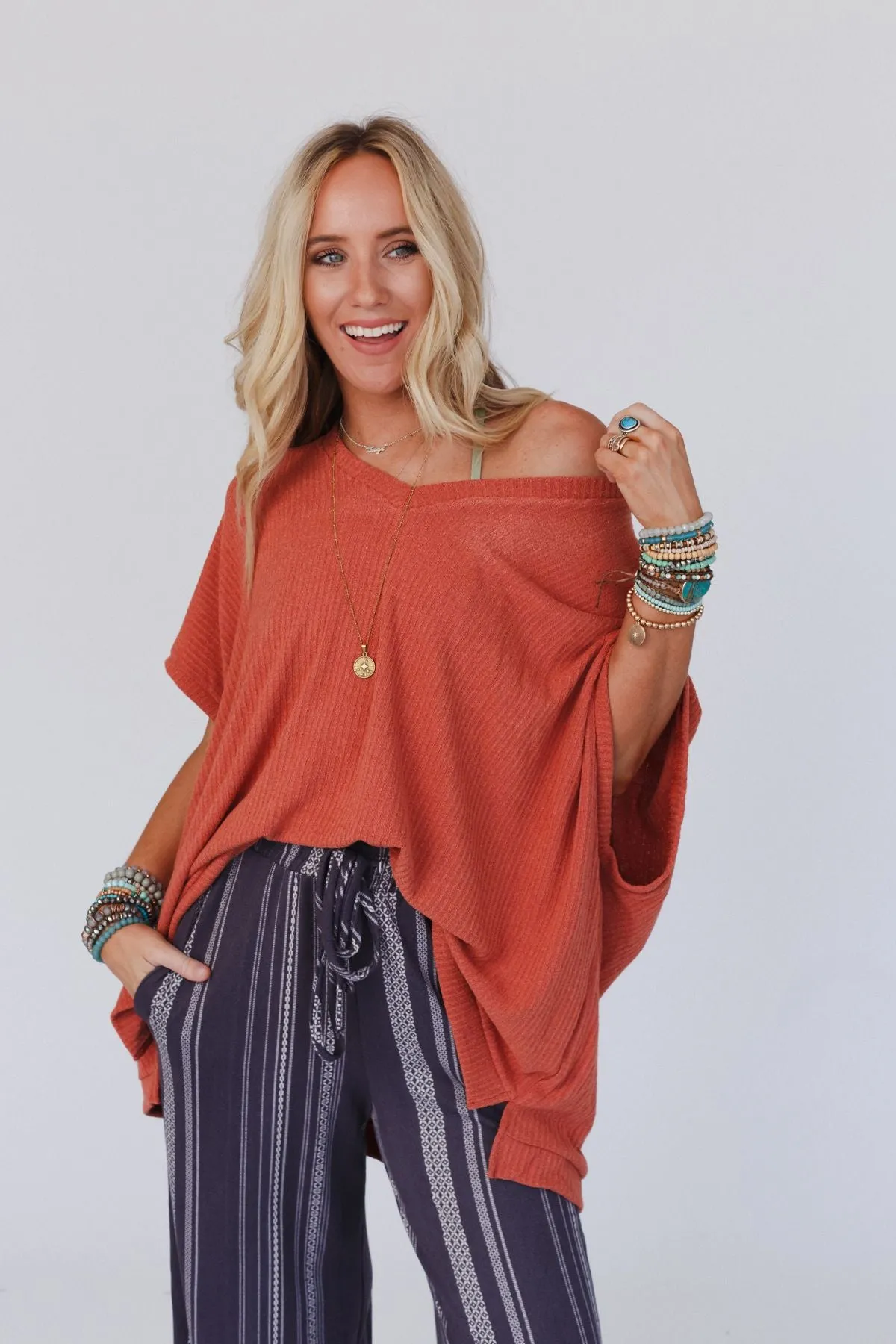 Oversized Ribbed Knit Top in Brick